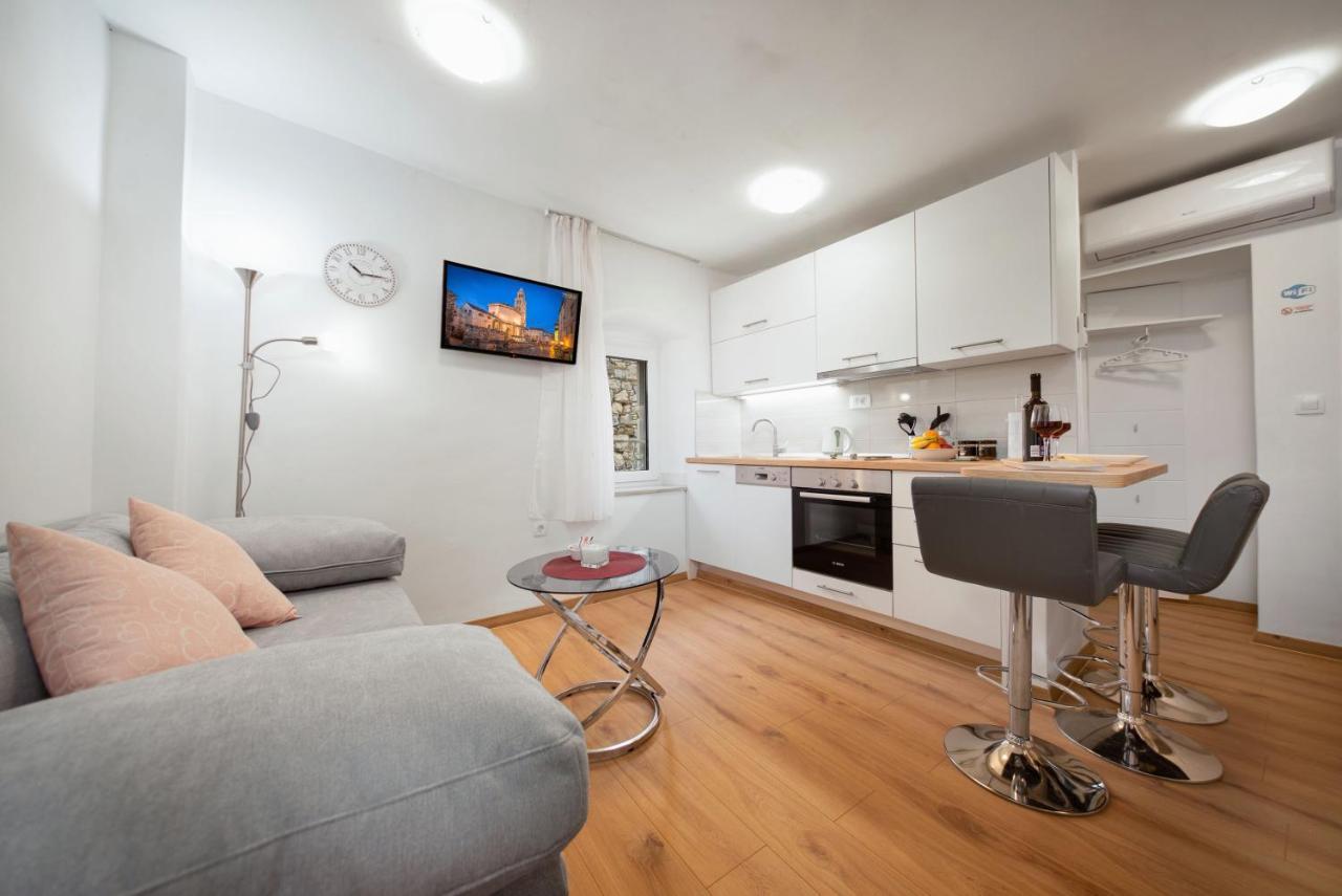3M Golden Gate Apartment สปลิท ภายนอก รูปภาพ
